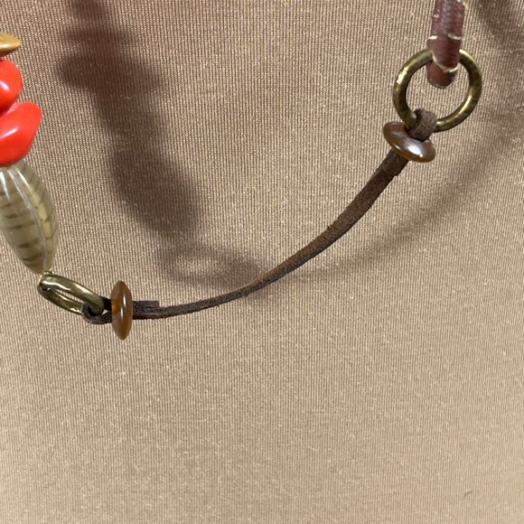 Coldwater Creek Long Necklace Coral Stone Rawhide Gold Tone Wood - Picture 4 of 4